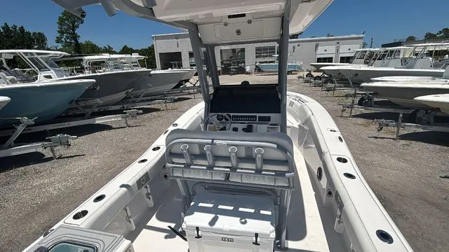 Slide: The Image of Sea Fox 228 Commander 2025 - 25