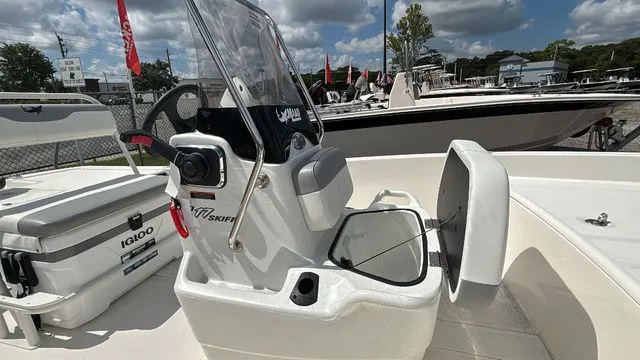 Slide: The Image of Mako Pro Skiff 17 CC 2026 - 12