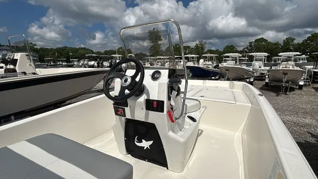 Slide: The Image of Mako Pro Skiff 17 CC 2026 - 9