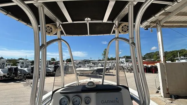 Slide: The Image of NauticStar 2000 XS 2014 - 13