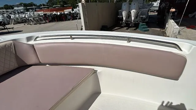 Slide: The Image of NauticStar 2000 XS 2014 - 21