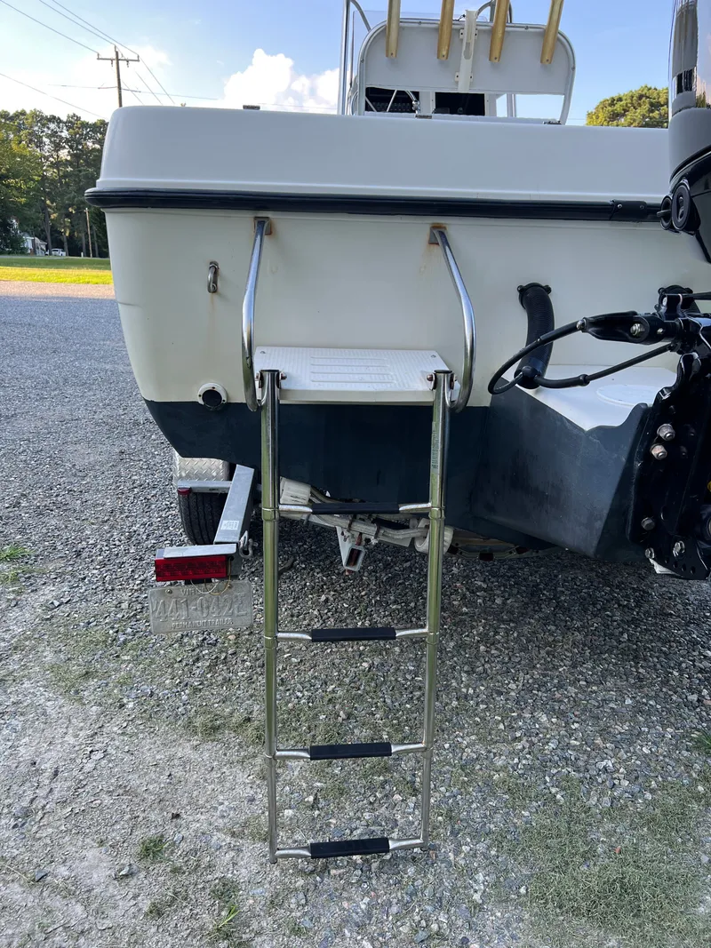 Slide: The Image of Hydra-Sports 230 Seahorse 2000 - 12