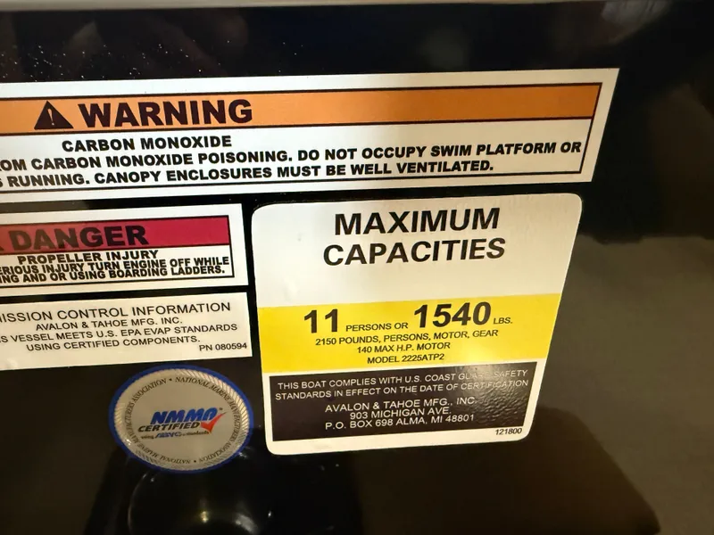 Slide: The Image of Tahoe Sport 2385 Swingback (VRB) & Honda 4-Stroke EFI 2025 - 17