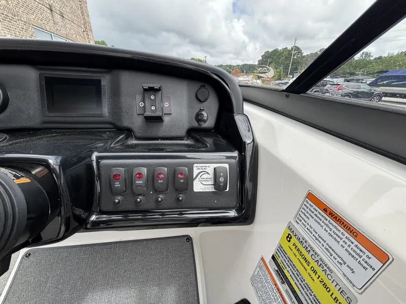 Slide: The Image of Yamaha AR195 w/2020 Yamaha 1.8L SV HO Engine and Trailer Included 2020 - 17