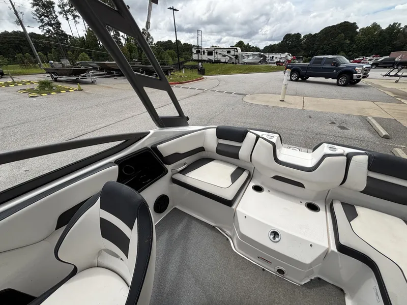 Slide: The Image of Yamaha AR195 w/2020 Yamaha 1.8L SV HO Engine and Trailer Included 2020 - 37