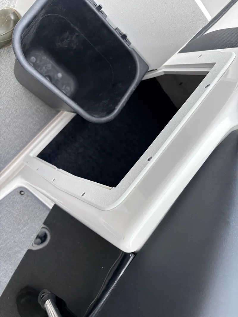 Slide: The Image of Yamaha AR195 w/2020 Yamaha 1.8L SV HO Engine and Trailer Included 2020 - 42