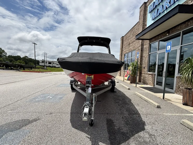 Slide: The Image of Yamaha AR195 w/2020 Yamaha 1.8L SV HO Engine and Trailer Included 2020 - 5