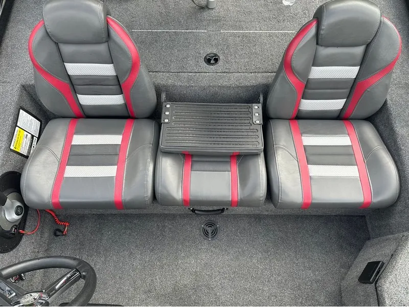 Slide: The Image of Ranger RT178 2021 - 5