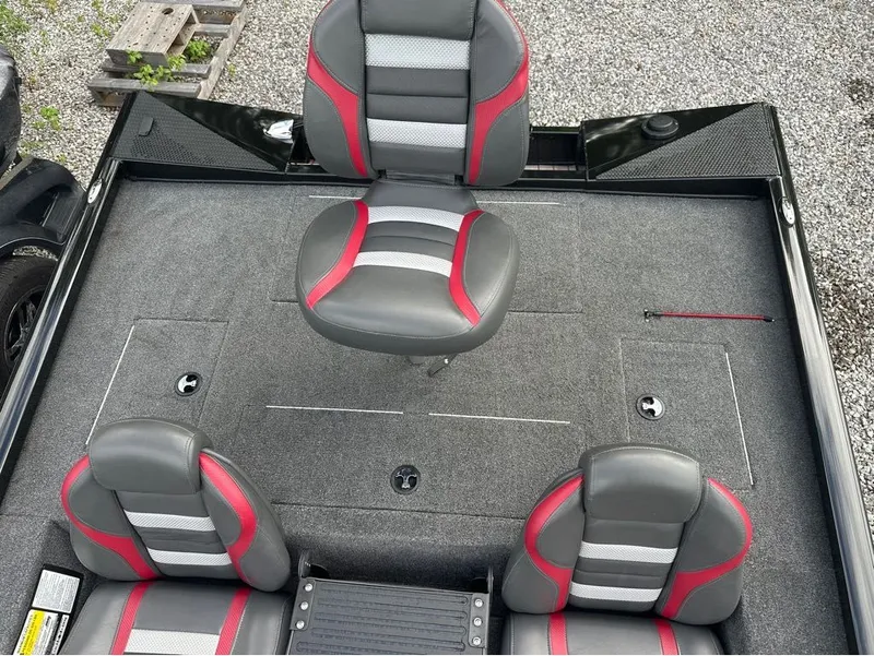 Slide: The Image of Ranger RT178 2021 - 9