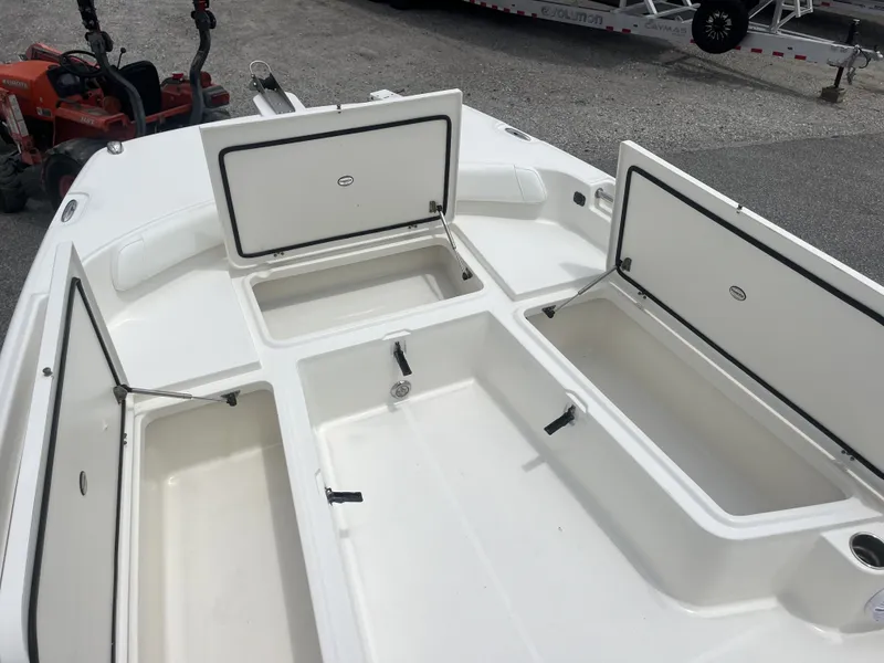 Slide: The Image of Carolina Cat 23CC 2013 - 4