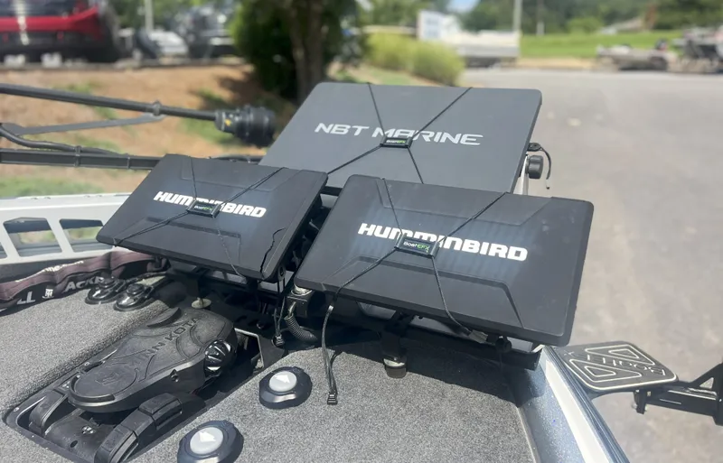 Slide: The Image of Skeeter FXR21 2023 - 11