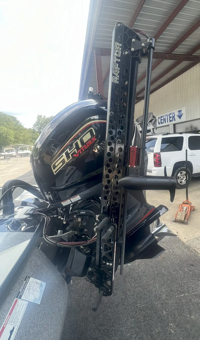 Slide: The Image of Skeeter FXR21 2023 - 13