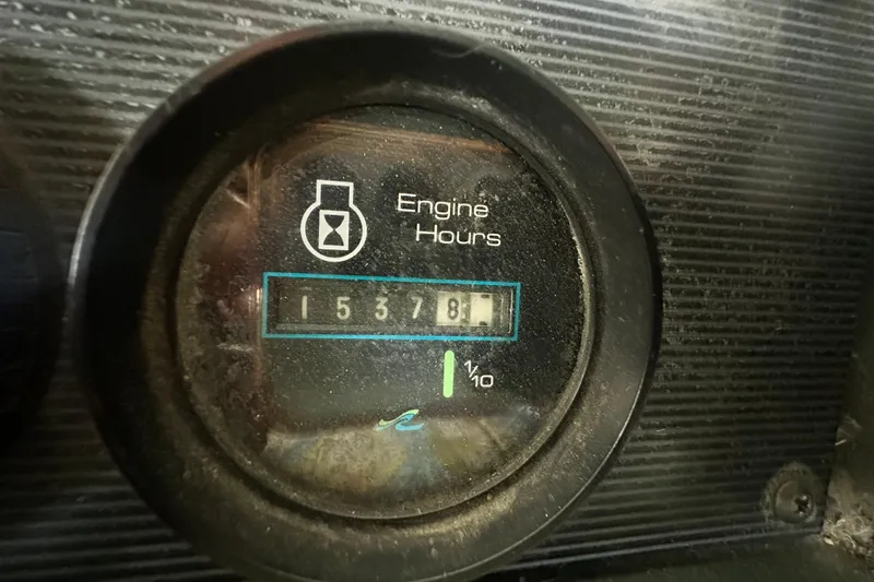 Slide: The Image of Engine hours gauge showing 1537.8 on 1990 Sea Ray 380 Aft Cabin. - 24