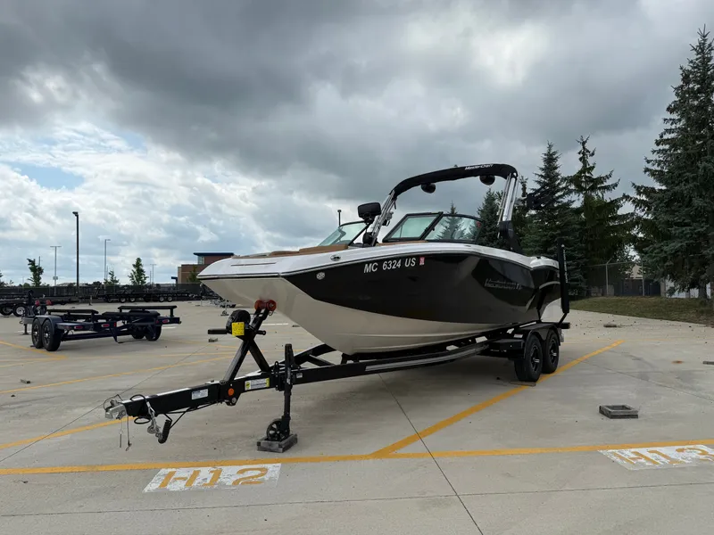 Slide: The Image of MasterCraft NXT22 2022 - 5