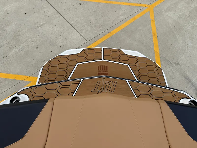 Slide: The Image of MasterCraft NXT22 2022 - 9