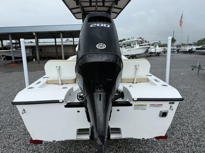 Slide: The Image of Twin Vee 22 BayCat 2026 - 16