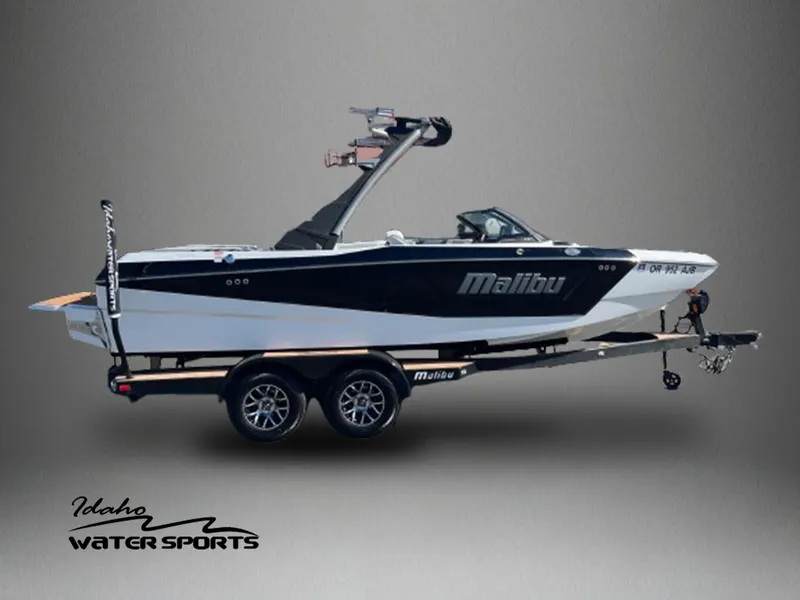 Slide: The Image of Malibu Wakesetter 21 LX-r 2024 - 1