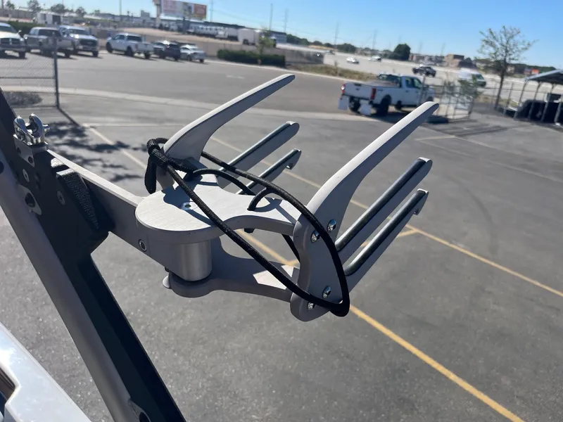 Slide: The Image of Malibu Wakesetter 21 LX-r 2024 - 33