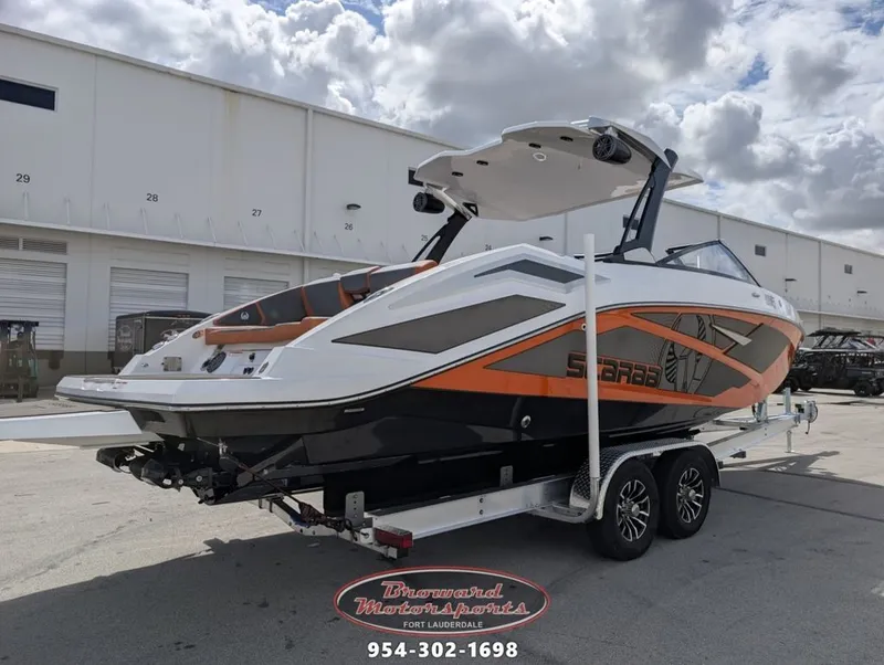 Slide: The Image of Scarab SB285 LX WAKE 2026 - 4