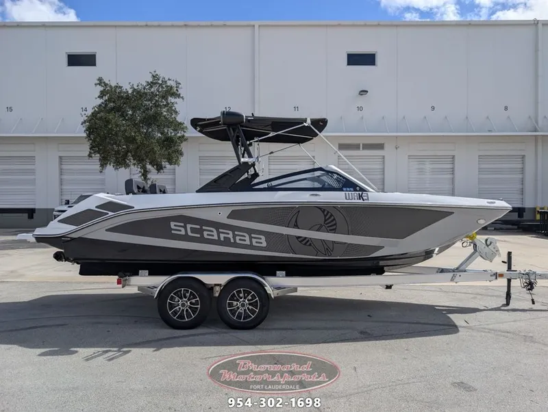 Slide: The Image of Scarab SB235 LX WAKE 2026 - 4