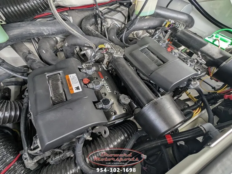 Slide: The Image of Scarab SB235 LX WAKE 2026 - 43