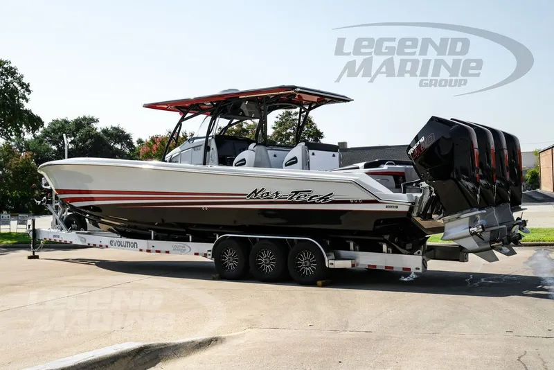 Slide: The Image of Nor-Tech 390 Sport 2026 - 10