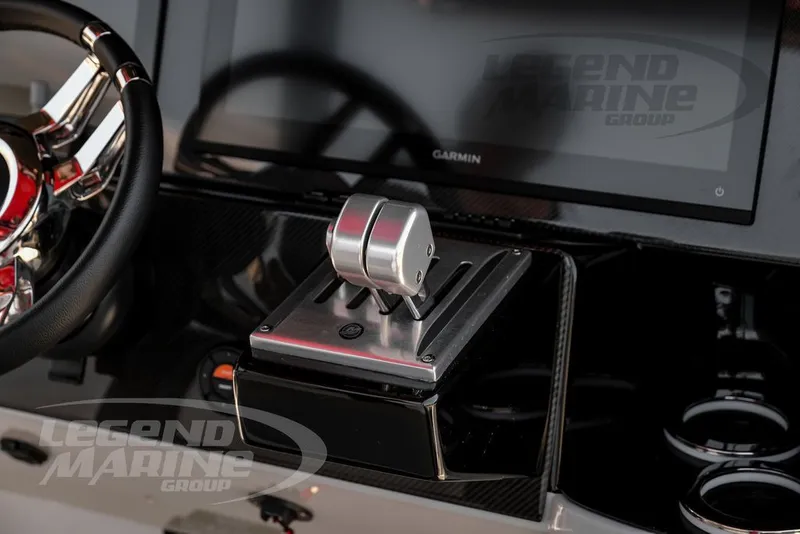 Slide: The Image of Nor-Tech 390 Sport 2026 - 24