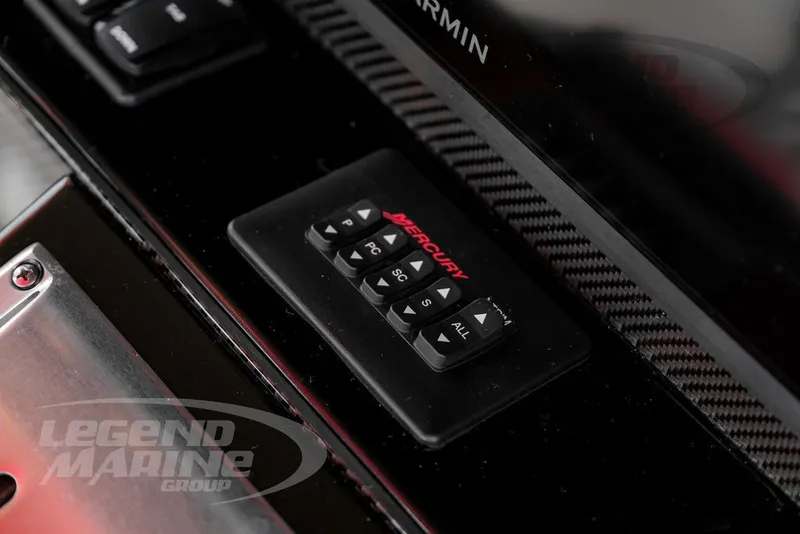 Slide: The Image of Nor-Tech 390 Sport 2026 - 27