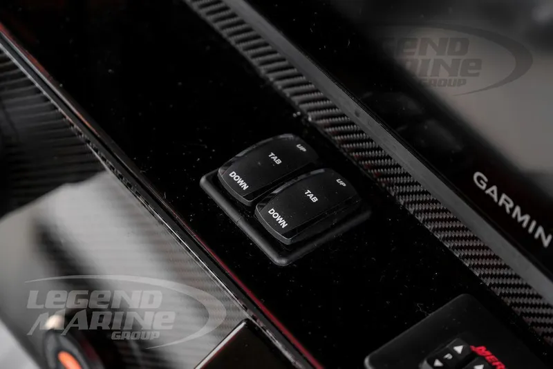 Slide: The Image of Nor-Tech 390 Sport 2026 - 29