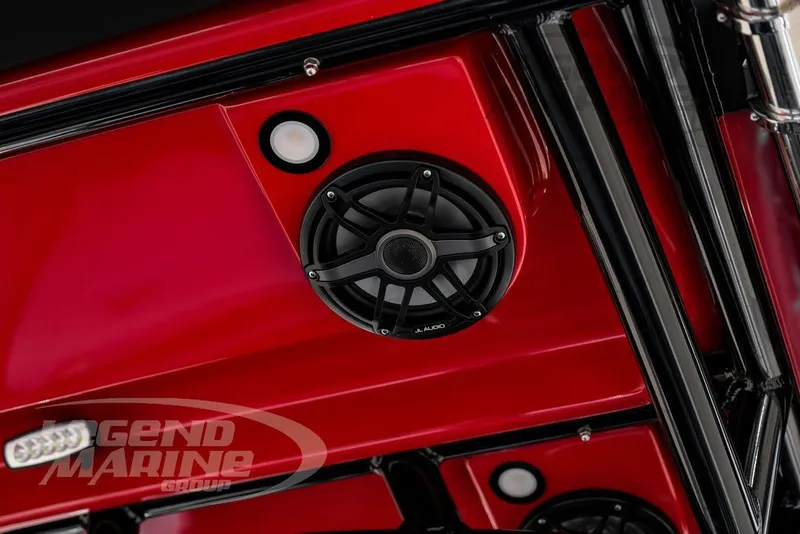 Slide: The Image of Nor-Tech 390 Sport 2026 - 35