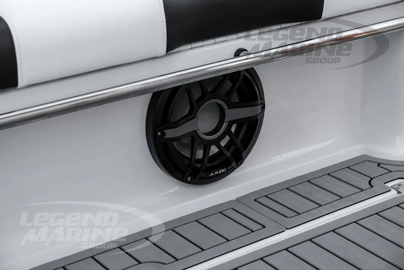 Slide: The Image of Nor-Tech 390 Sport 2026 - 55