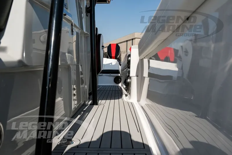 Slide: The Image of Nor-Tech 390 Sport 2026 - 64