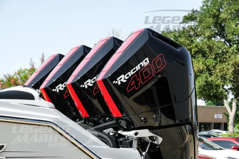 Slide: The Image of Nor-Tech 390 Sport 2026 - 76