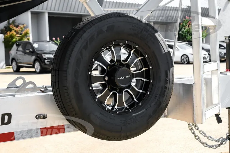 Slide: The Image of Nor-Tech 390 Sport 2026 - 84