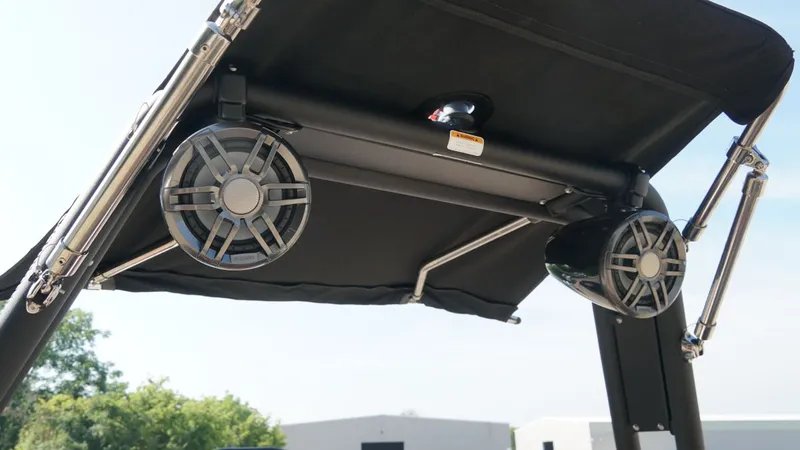 Slide: The Image of Highfield Jet 420 2025 - 22