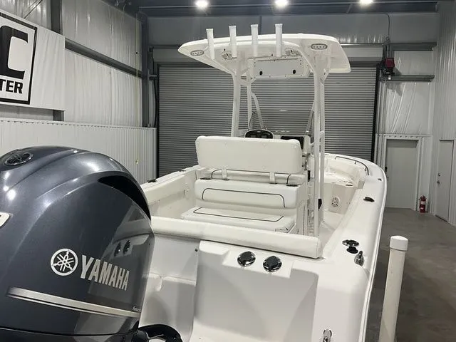 Slide: The Image of Sea Hunt Ultra 234 2014 - 19