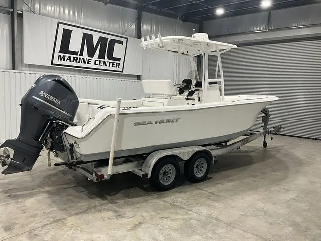 Slide: The Image of Sea Hunt Ultra 234 2014 - 3