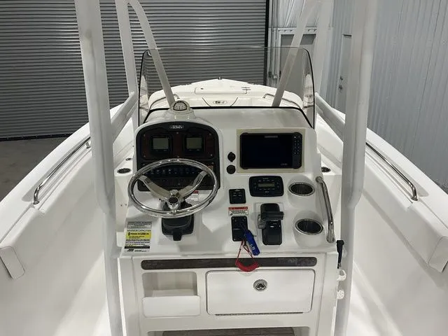 Slide: The Image of Sea Hunt Ultra 234 2014 - 4