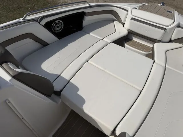 Slide: The Image of Yamaha 242 Limited S 2015 - 23