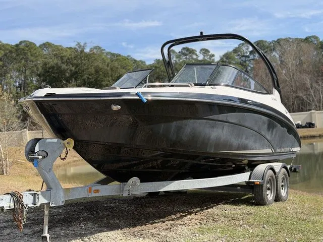 Slide: The Image of Yamaha 242 Limited S 2015 - 3