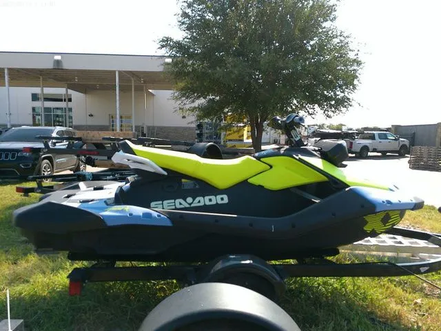 Slide: The Image of Sea-Doo Spark Trixx for 3 2024 - 2