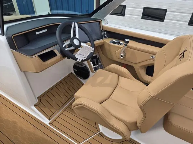 Slide: The Image of MasterCraft XT22 T 2026 - 29