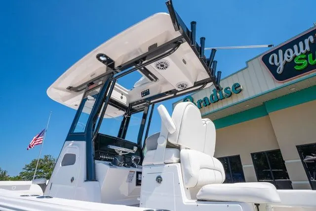 Slide: The Image of Sea Fox 282 LT 2026 - 11