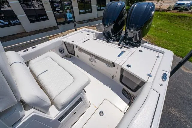 Slide: The Image of Sea Fox 282 LT 2026 - 12