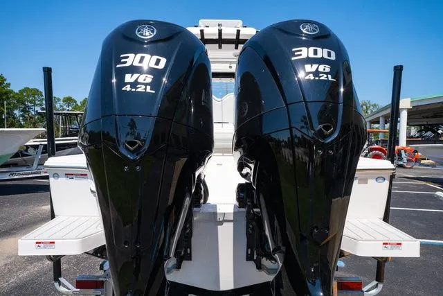 Slide: The Image of Sea Fox 282 LT 2026 - 4