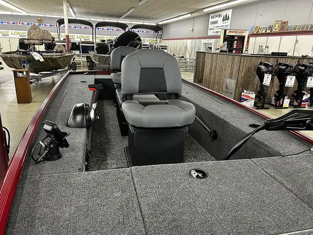 Slide: The Image of Tracker Panfish 17 2026 - 8