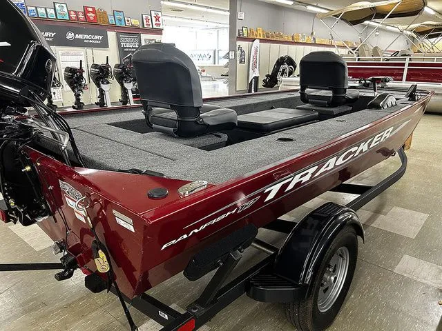 Slide: The Image of Tracker Panfish 17 2026 - 9