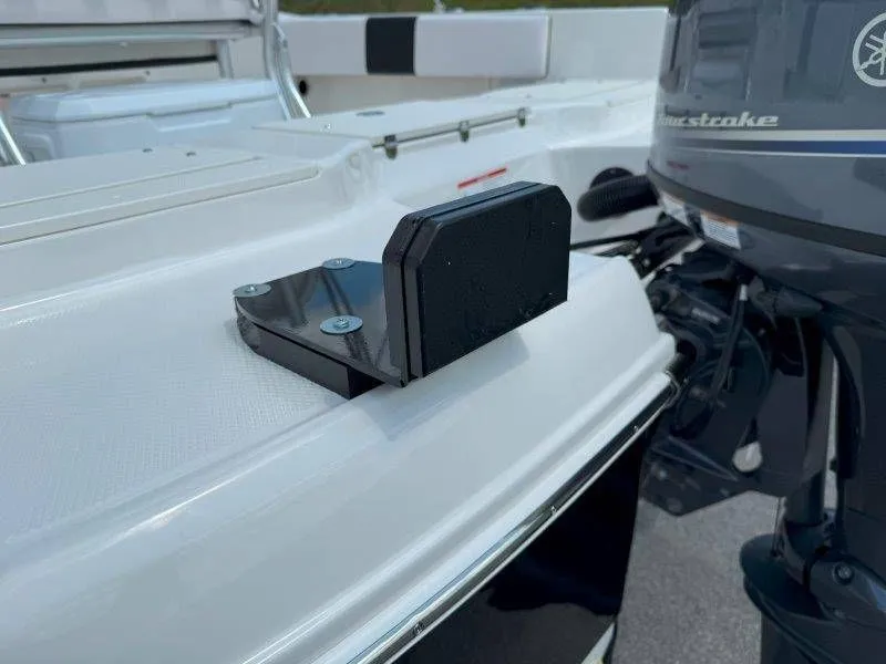 Slide: The Image of Robalo R180 Center Console 2019 - 10