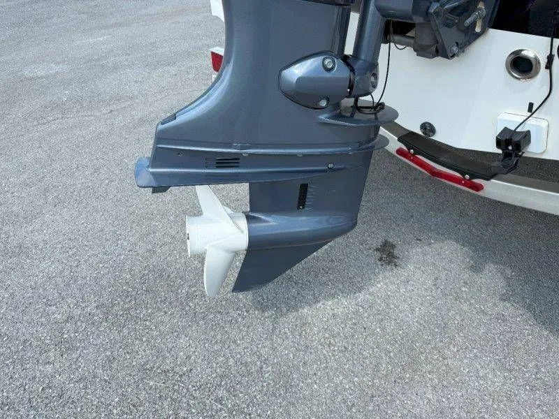 Slide: The Image of Robalo R180 Center Console 2019 - 15