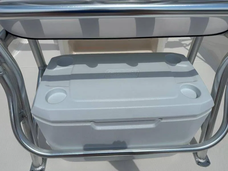 Slide: The Image of Robalo R180 Center Console 2019 - 42